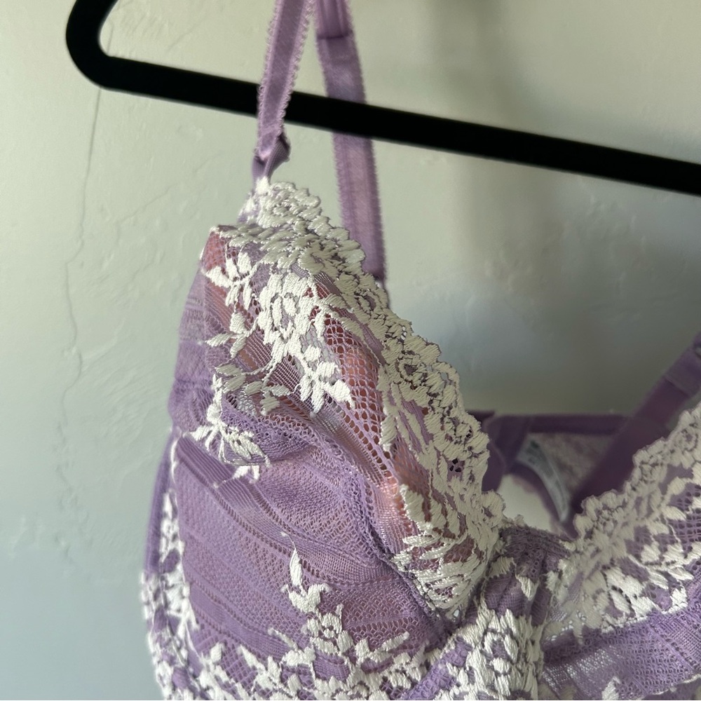 Wacoal Embrace Lace Underwire Bra Purple Size 36DD - Picture 2 of 11